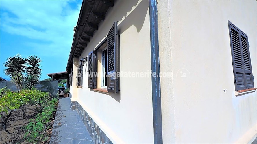 3 bed villa for sale in La Guancha