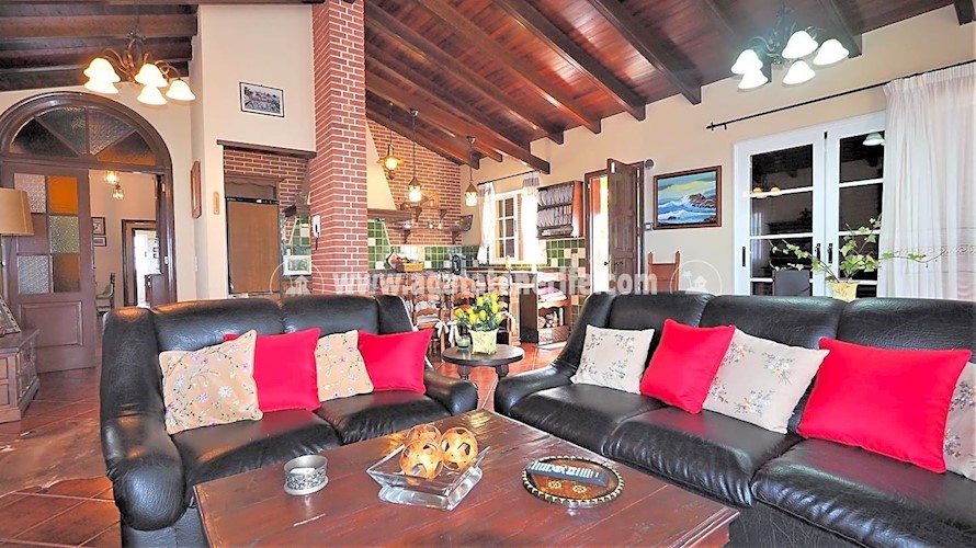 3 bed villa for sale in La Guancha