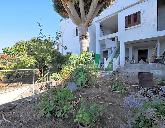 4 bed villa for sale in La Victoria
