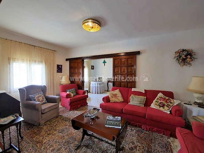 4 bed villa for sale in La Victoria