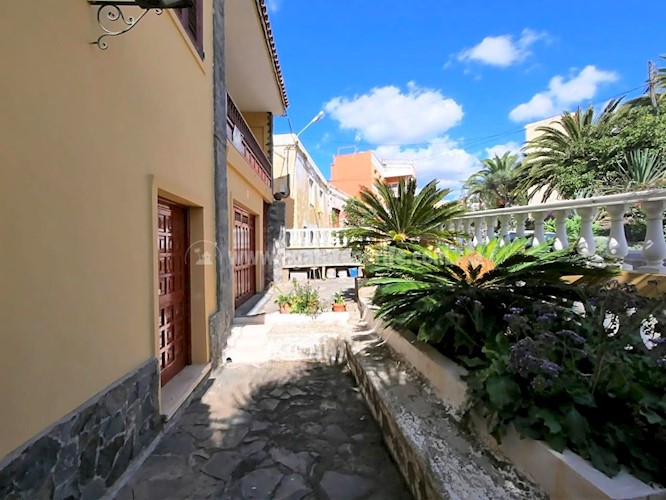 4 bed villa for sale in La Victoria