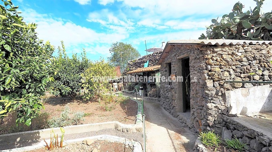 4 bed finca for sale in Icod de Los Vinos