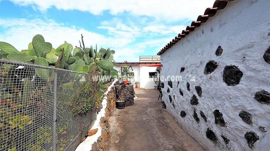 4 bed finca for sale in Icod de Los Vinos