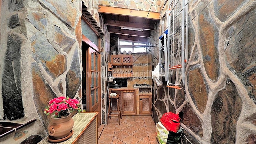 3 bed villa for sale in Garachico