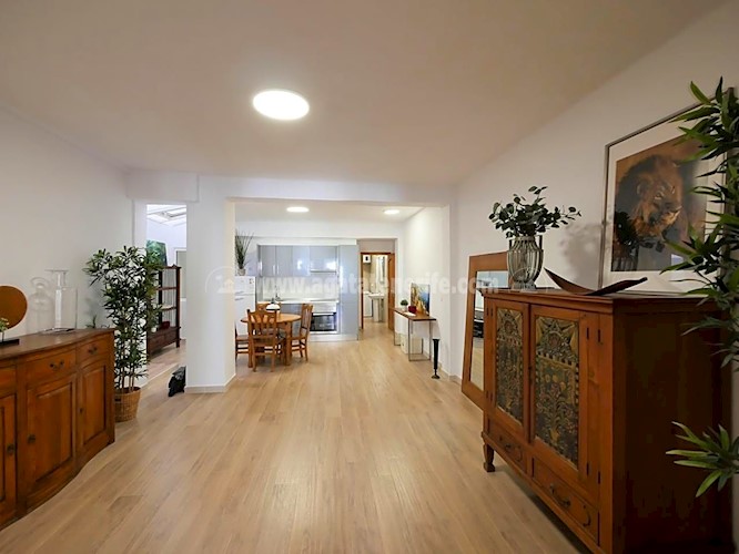 3 bed apartment for sale in Santa Cruz de Tenerife