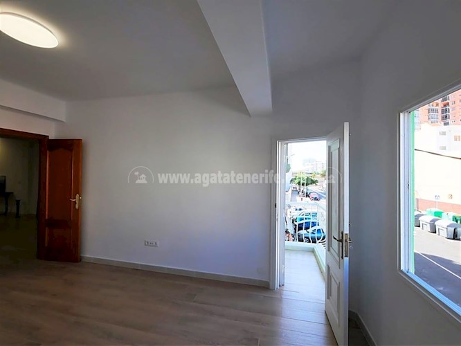 3 bed apartment for sale in Santa Cruz de Tenerife