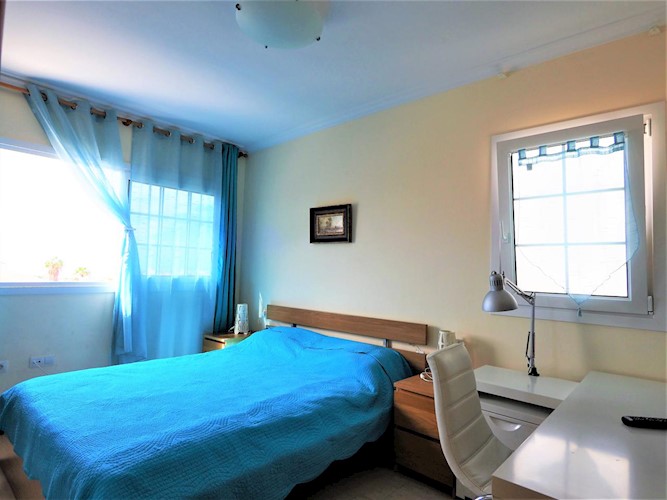 2 bed apartment for long term rent in Callao Salvaje