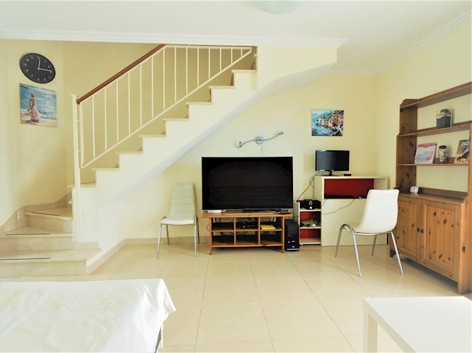 2 bed apartment for long term rent in Callao Salvaje