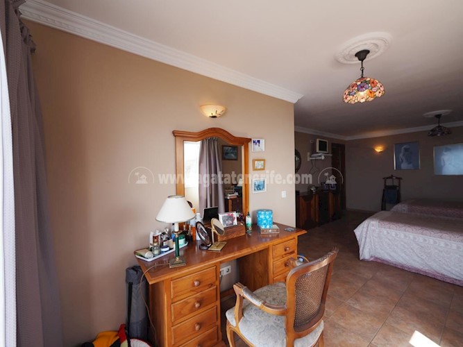 4 bed villa for sale in Las Moraditas