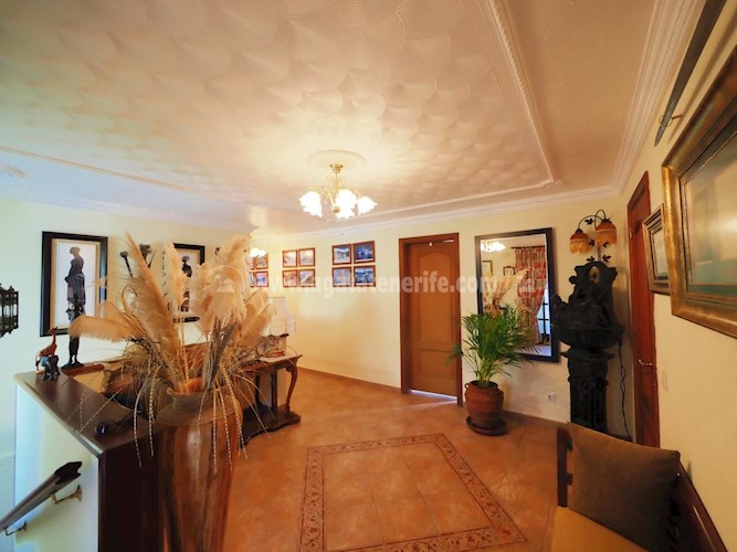 4 bed villa for sale in Las Moraditas