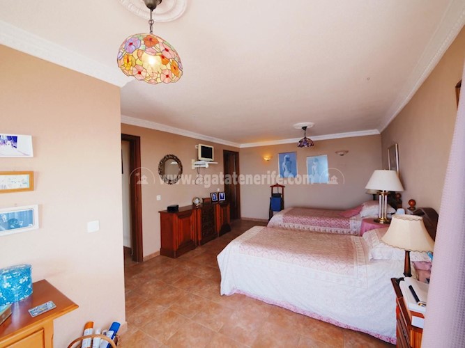 4 bed villa for sale in Las Moraditas