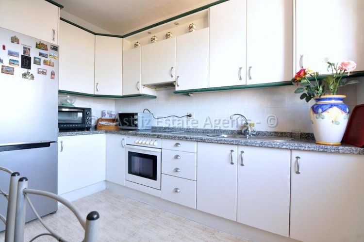 4 bed villa for sale in Piedra Hincada