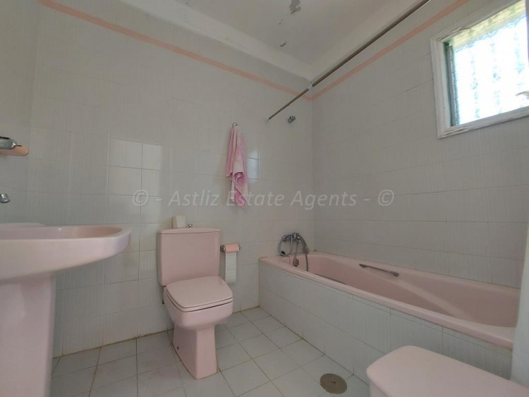 2 bed villa for sale in Santiago del Teide