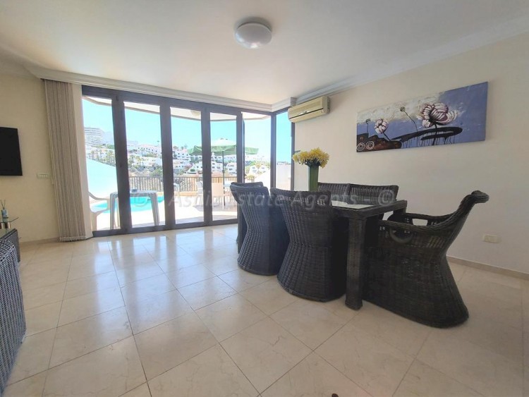 3 bed townhouse for sale in Los Gigantes