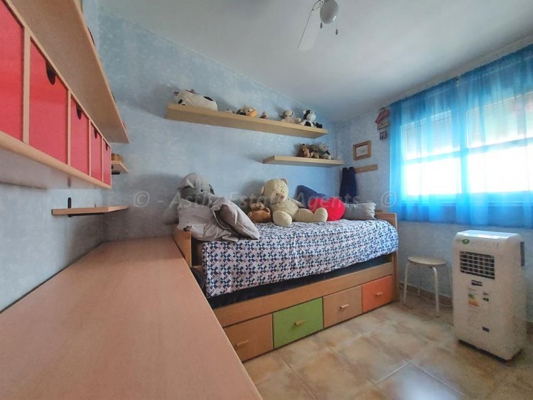 4 bed villa for sale in Piedra Hincada