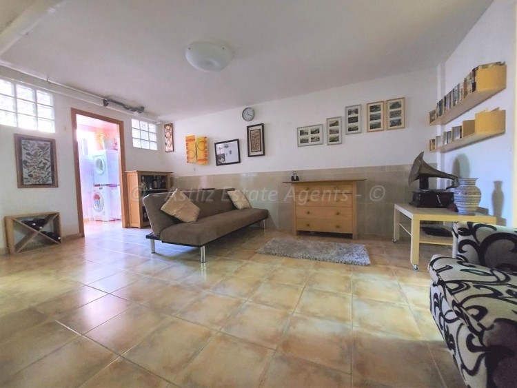 4 bed villa for sale in Piedra Hincada