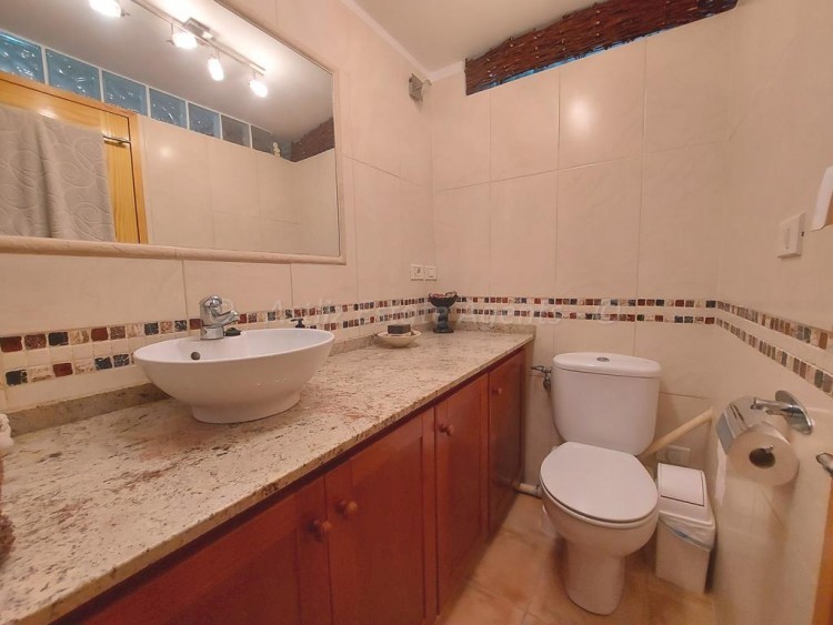 4 bed villa for sale in Piedra Hincada