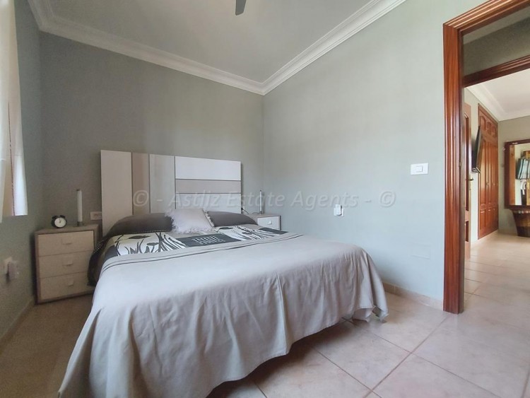 3 bed villa for sale in Callao Salvaje