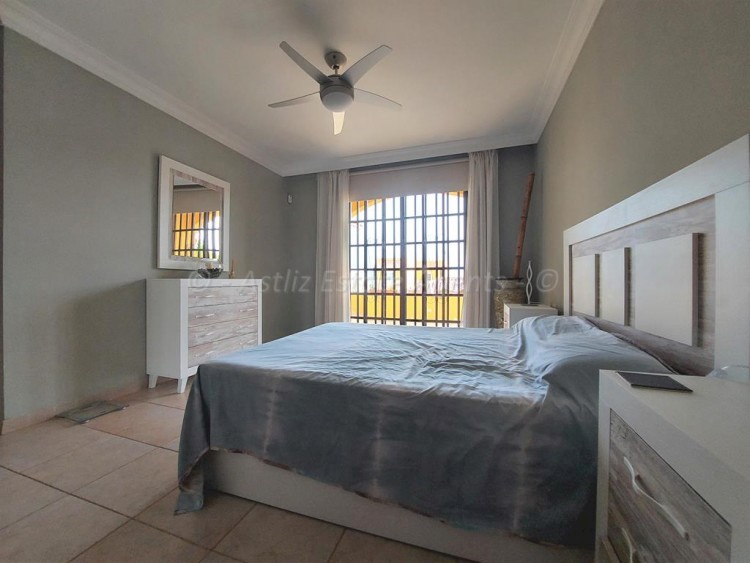 3 bed villa for sale in Callao Salvaje