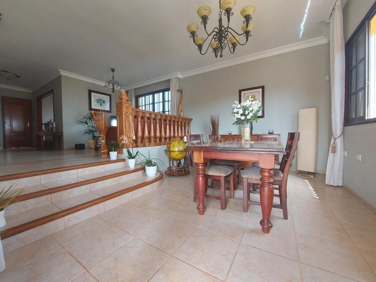 3 bed villa for sale in Callao Salvaje