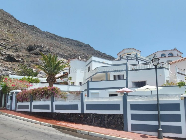 3 bed villa for sale in Club I, Los Gigantes