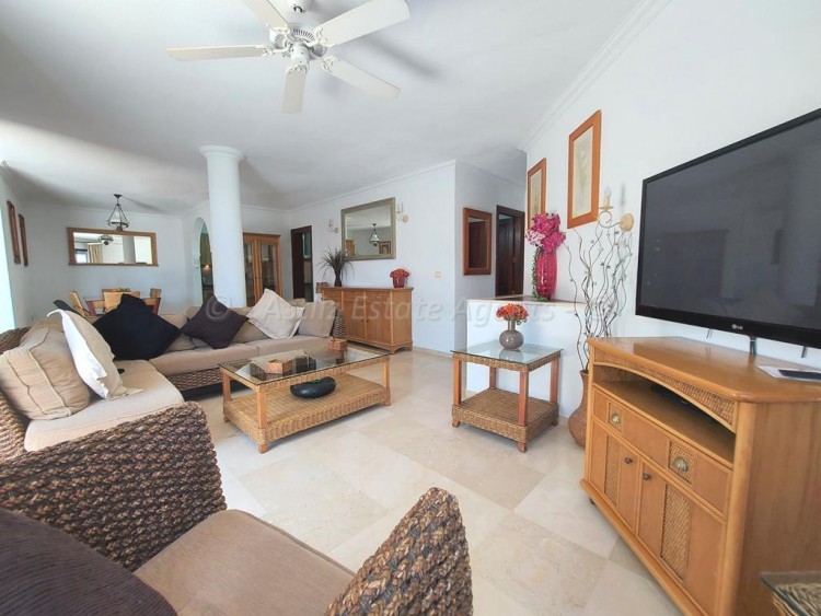 3 bed villa for sale in Club I, Los Gigantes