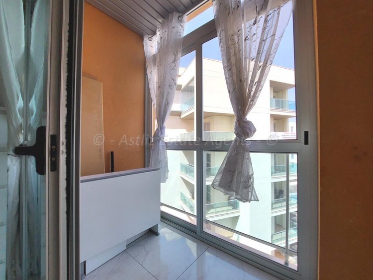 2 bed apartment for sale in Arenal, Golf del Sur