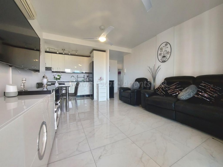 2 bed apartment for sale in Arenal, Golf del Sur