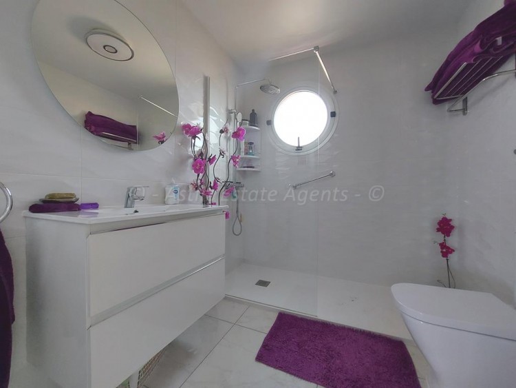 2 bed apartment for sale in Arenal, Golf del Sur