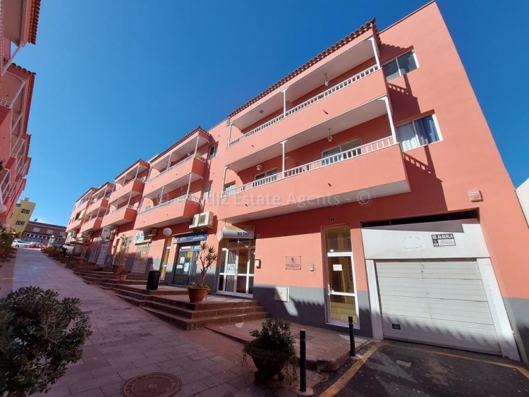 Empty Local For sale in San Isidro, Tenerife