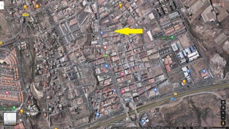 Empty Local for sale in San Isidro