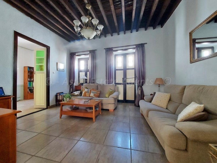 3 bed villa for sale in Guia de Isora