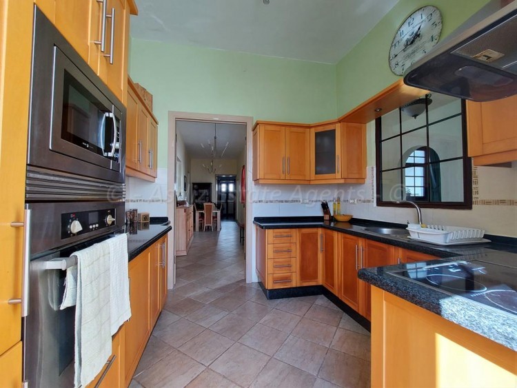 3 bed villa for sale in Guia de Isora