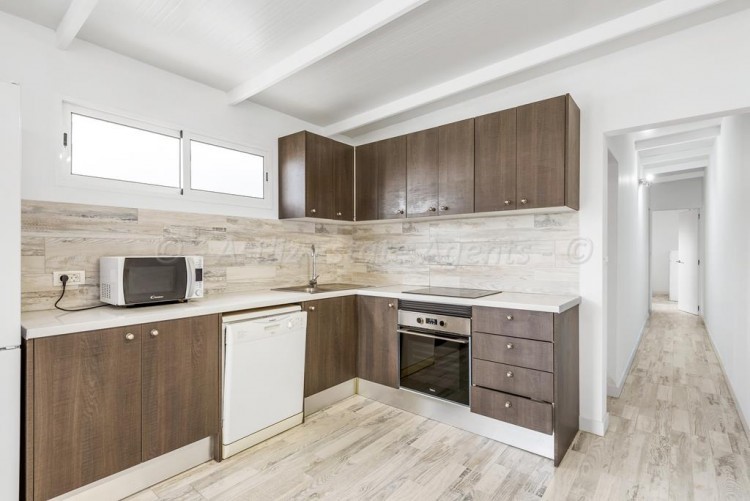 5 bed villa for sale in Chayofa