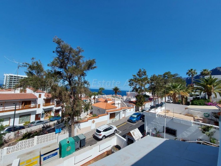 2 bed apartment for sale in Los Gigantes