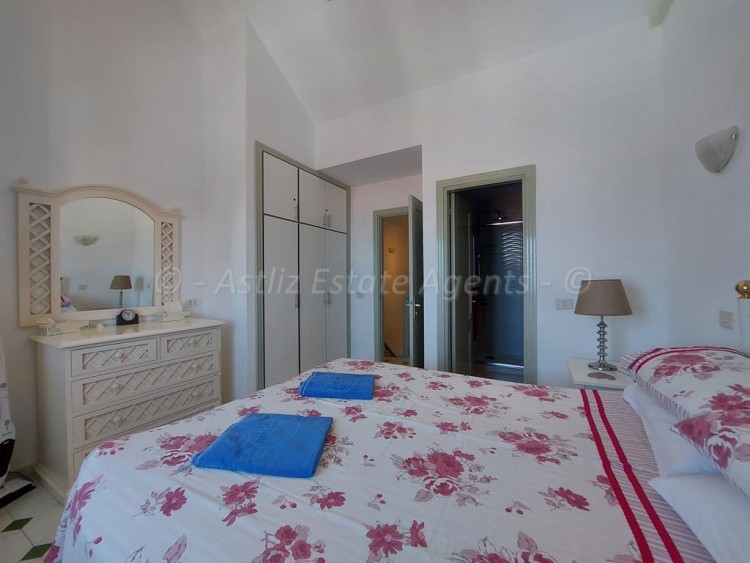 2 bed apartment for sale in Puerto de Santiago