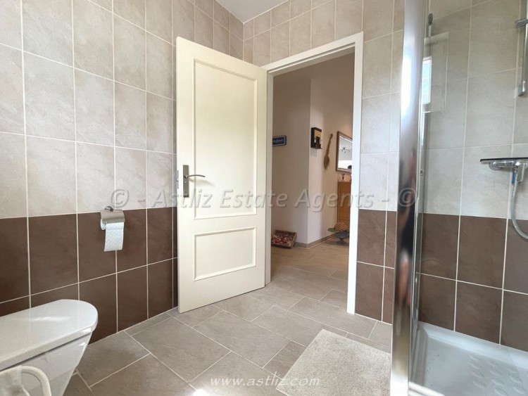 3 bed villa for sale in Costa del Silencio