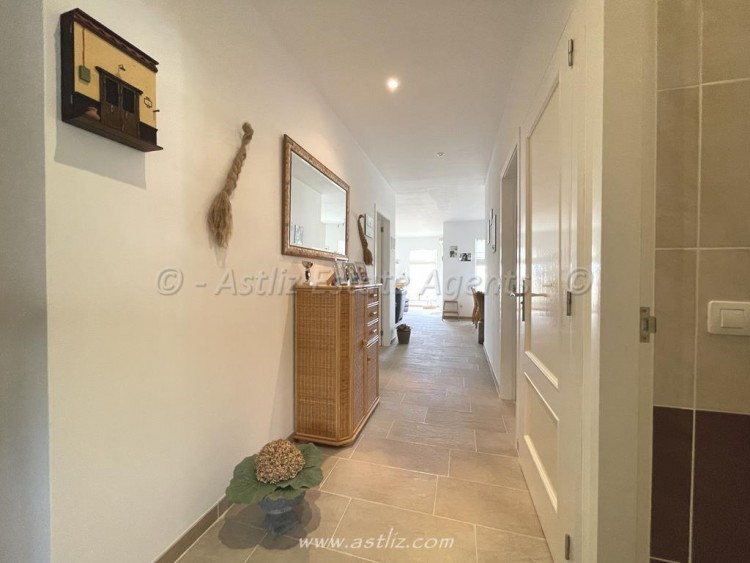 3 bed villa for sale in Costa del Silencio