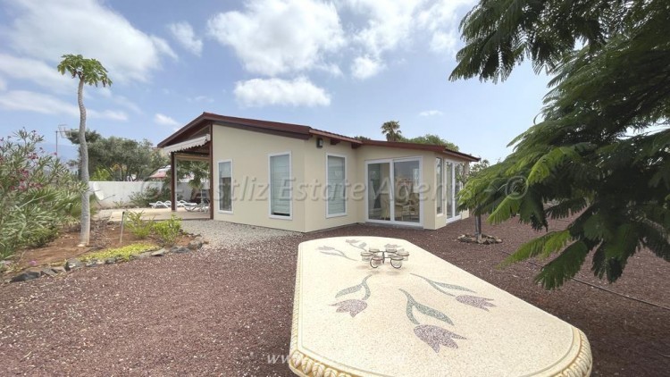 3 bed villa for sale in Costa del Silencio