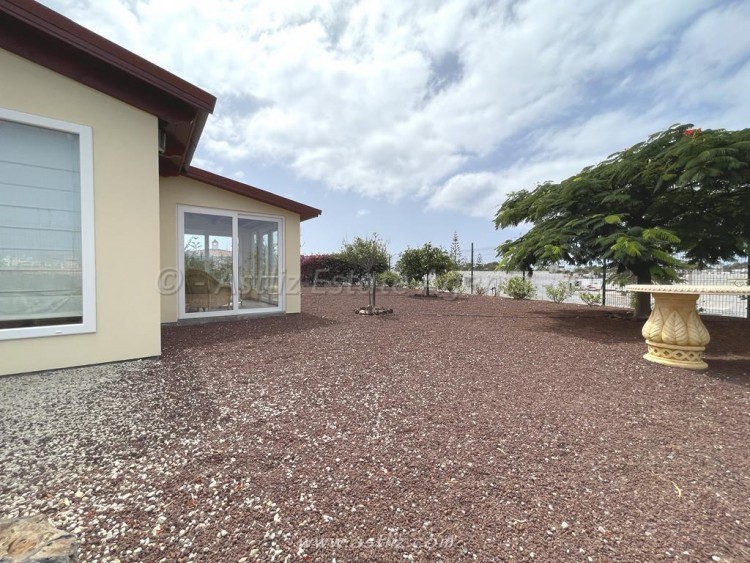 3 bed villa for sale in Costa del Silencio