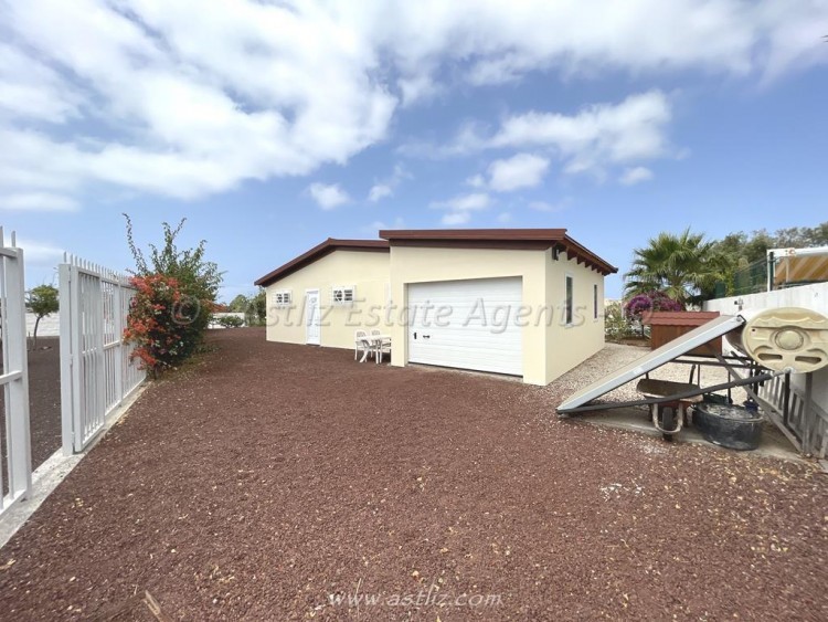 3 bed villa for sale in Costa del Silencio