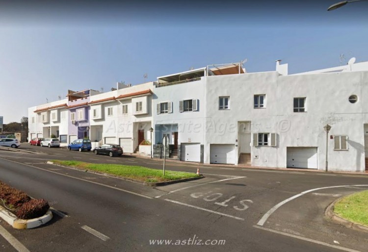 Villa For sale in Alcala, Tenerife