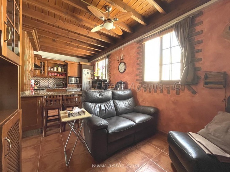 4 bed villa for sale in Alcala