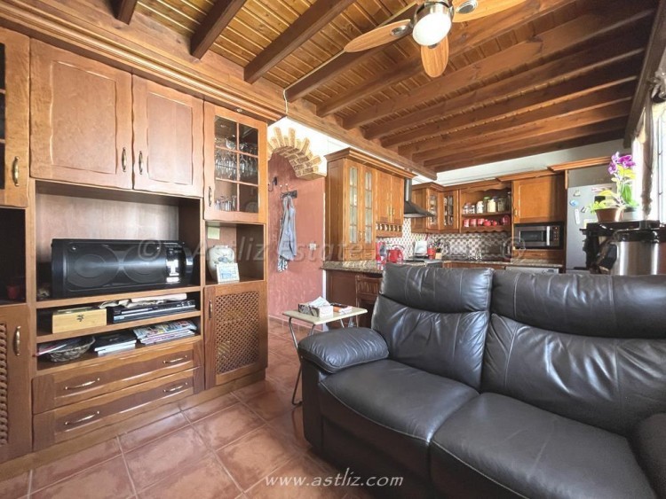 4 bed villa for sale in Alcala