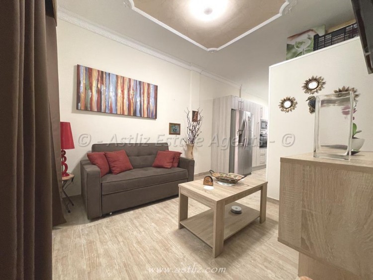 4 bed villa for sale in Alcala