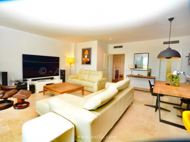 3 bed villa for sale in Puerto de Santiago