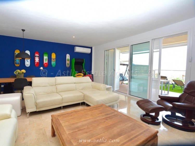 3 bed villa for sale in Puerto de Santiago
