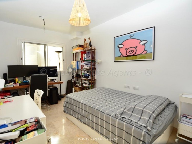 3 bed villa for sale in Puerto de Santiago