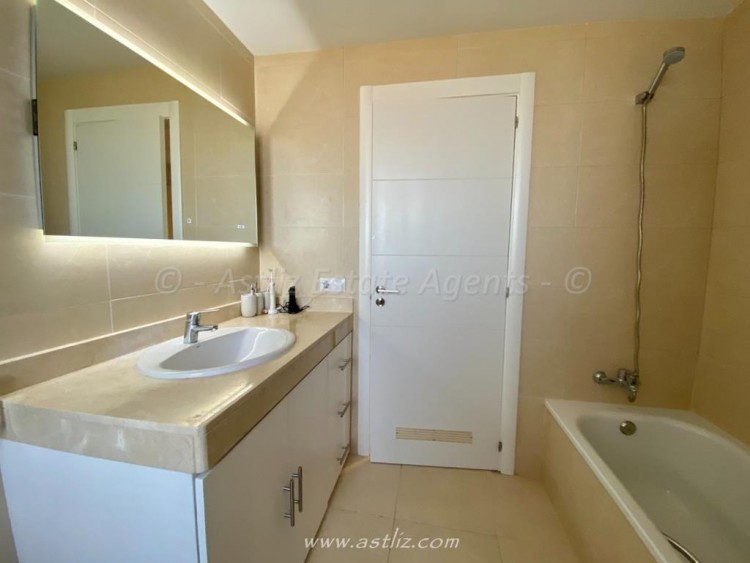 3 bed villa for sale in Puerto de Santiago