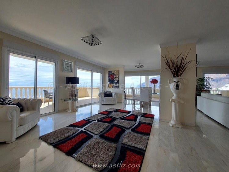 4 bed apartment for sale in Gigansol del Mar, Los Gigantes